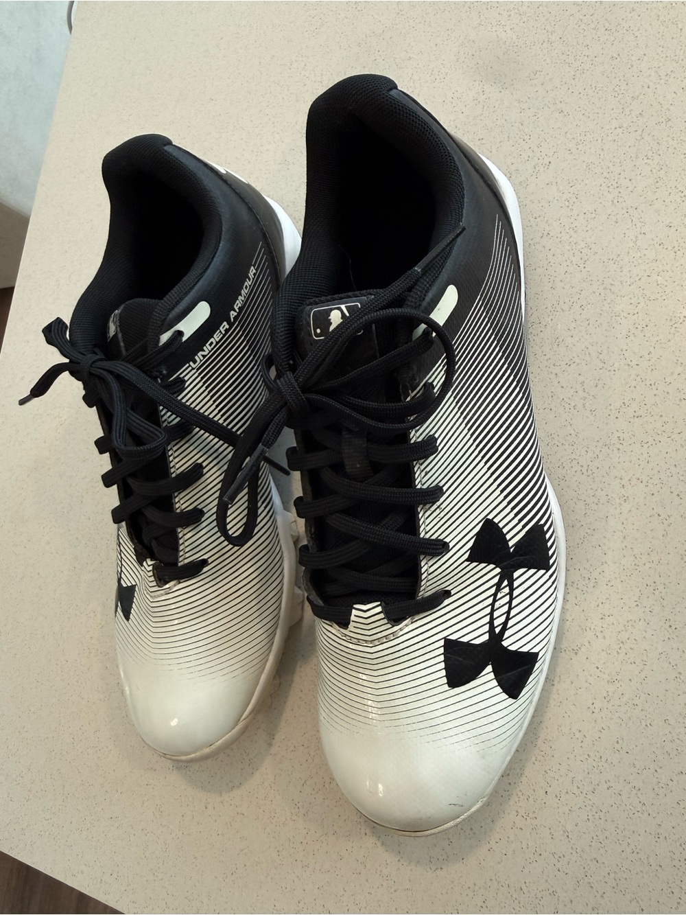 Under Armour Men’s Black and White Athletic Trainers